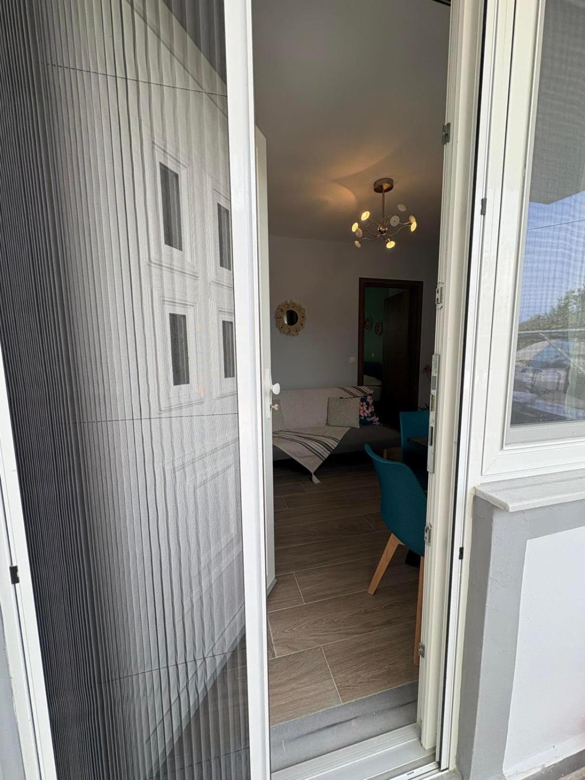 Nikiana Family Apartment Kültér fotó